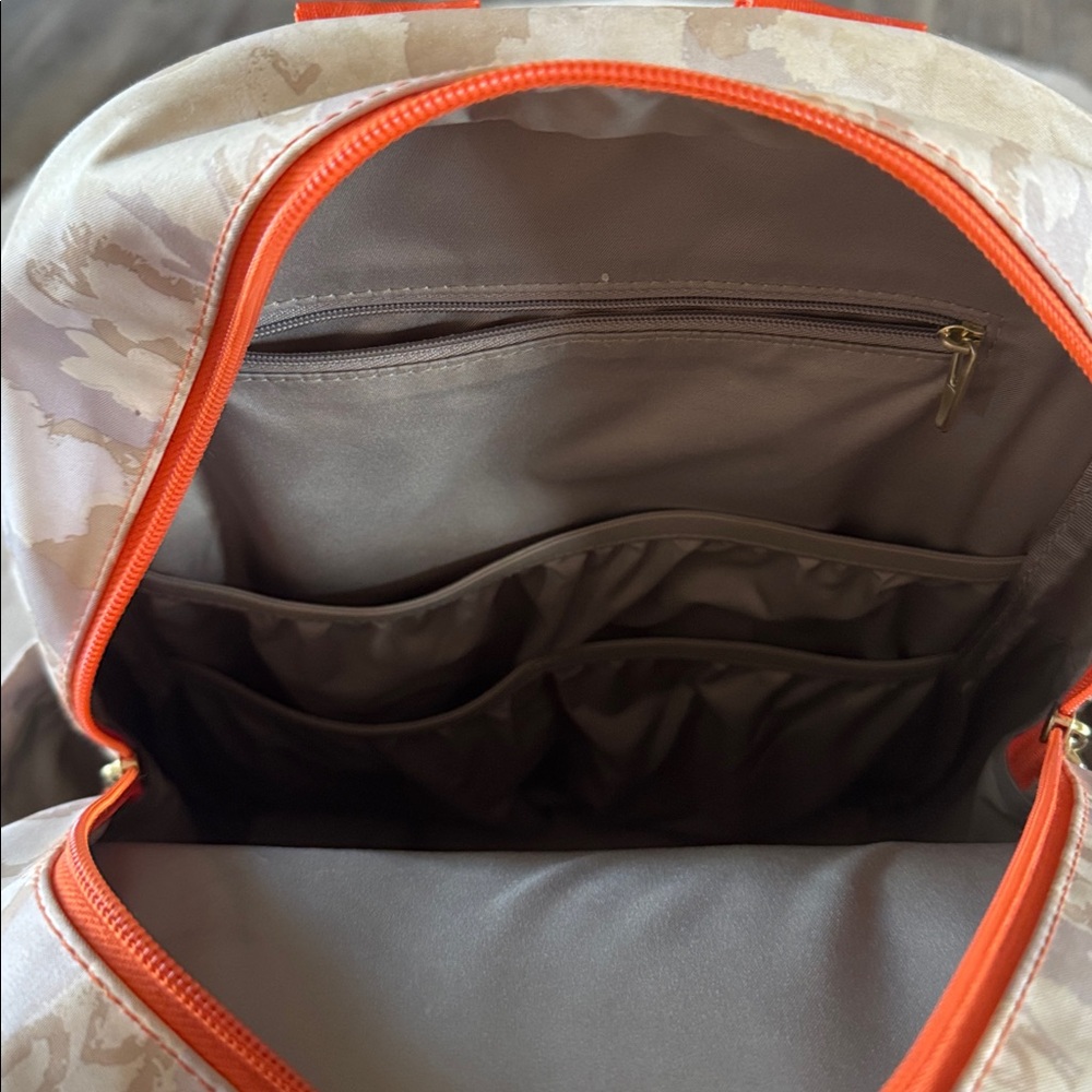 JuJuBe Midi Backpack in Hidden Camo - Picture 3 of 4